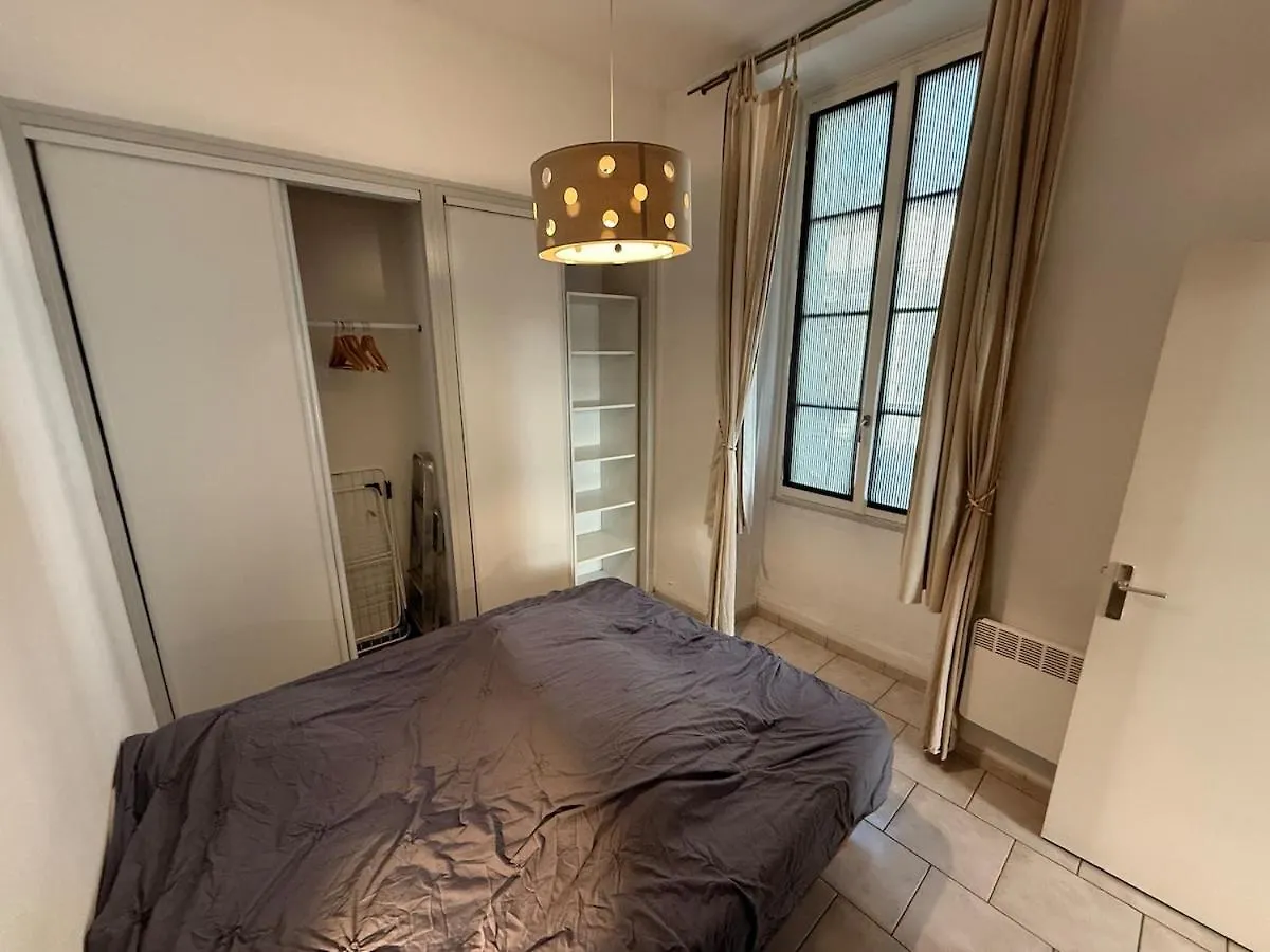 Appartement Rdc Avec Parking En Intra-Muros Avignon 0*,