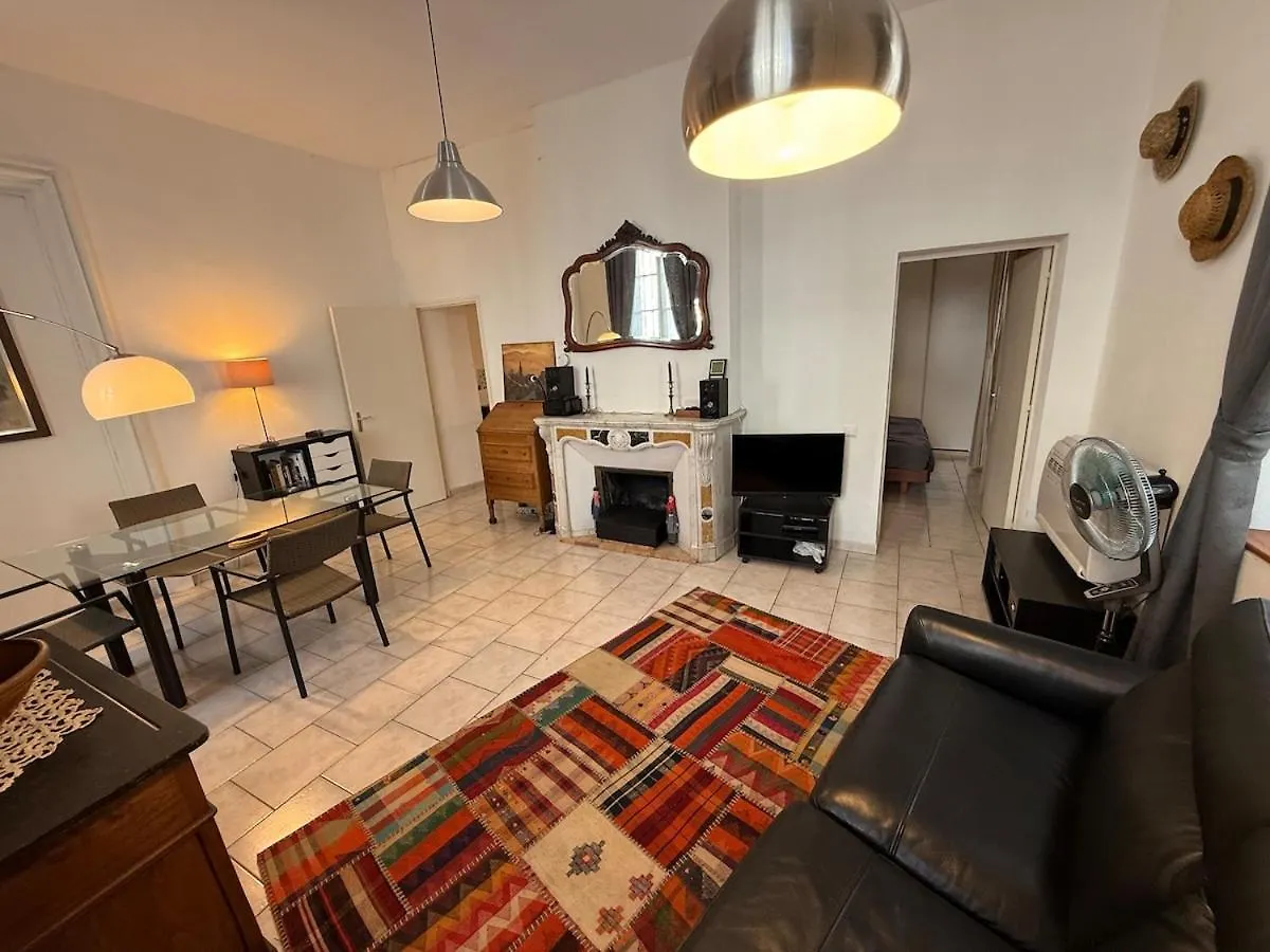 Appartement Rdc Avec Parking En Intra-Muros Avignon France