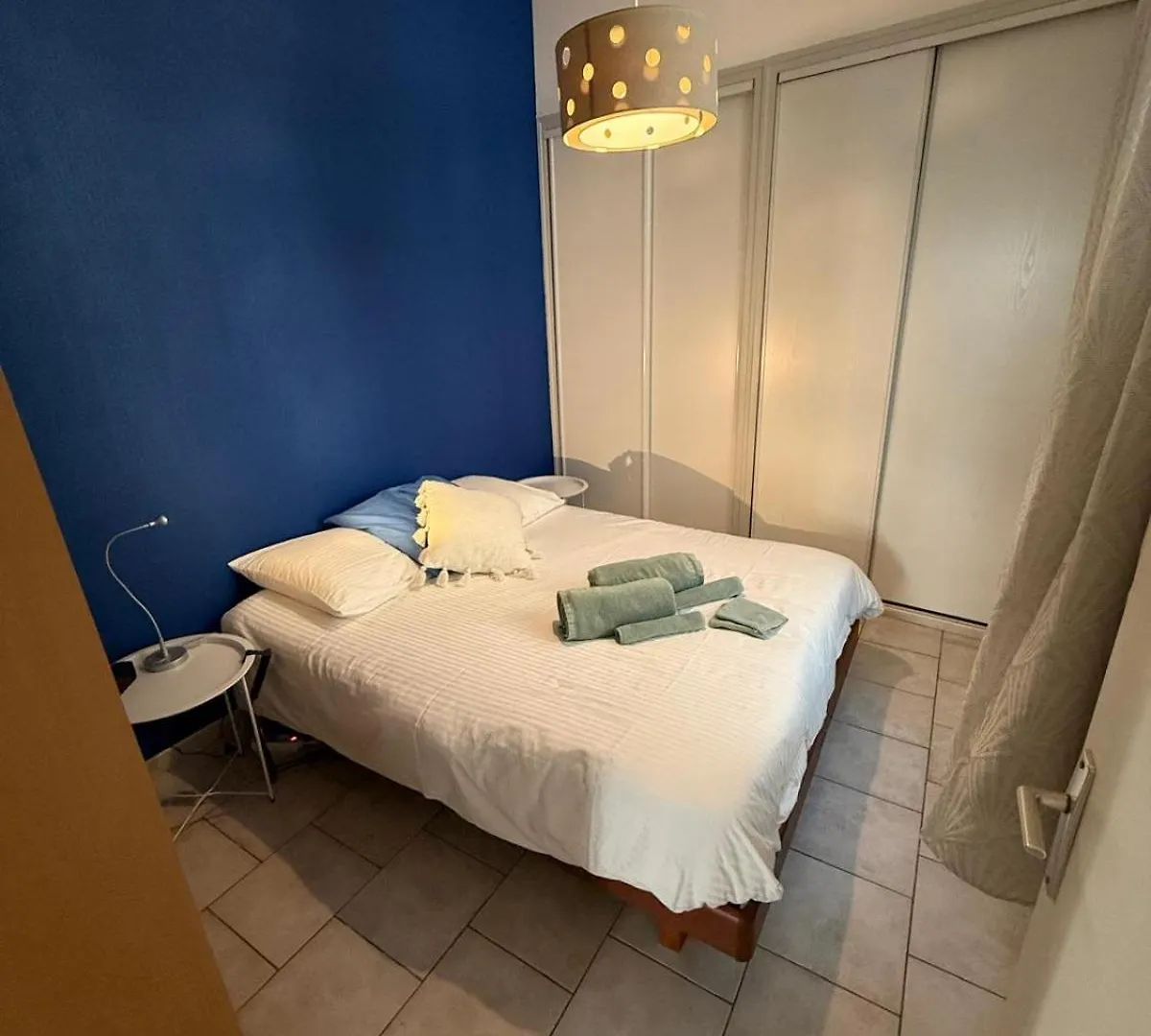 Appartement Rdc Avec Parking En Intra-Muros Avignon